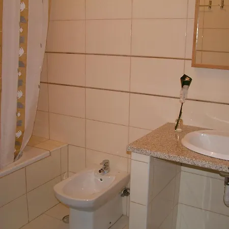 Casa D Toninha - - Turismo Espaço Rural - Al Sernancelhe